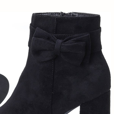Schwarze Stiefel mit Schleife am hohen Pfosten Lucia - Footwear