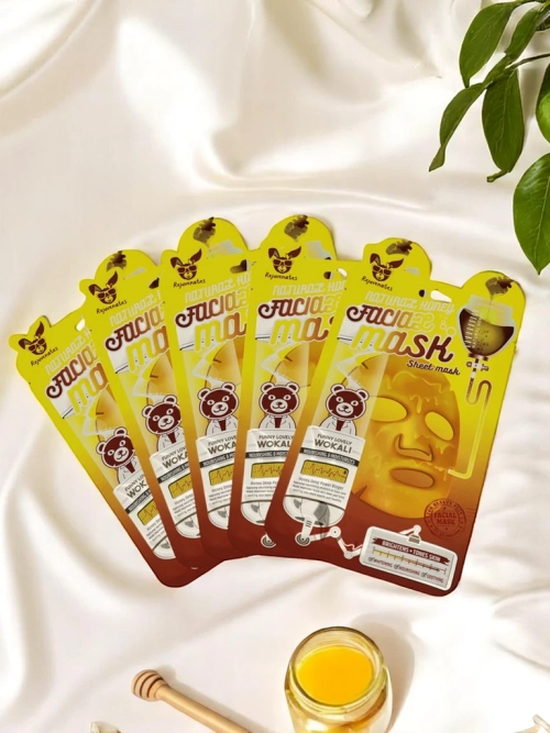 Маска для обличчя з активованим вугіллям, яка глибоко очищає, зміцнює та звужує пори