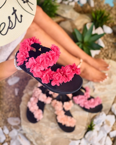 Royalfashion Fuchsia Damensandalen mit Blumen Alferroy