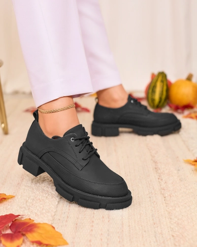 Жіночі чорні матові напівчеревики на масивній підошві Royalfashion Trendy Chunky