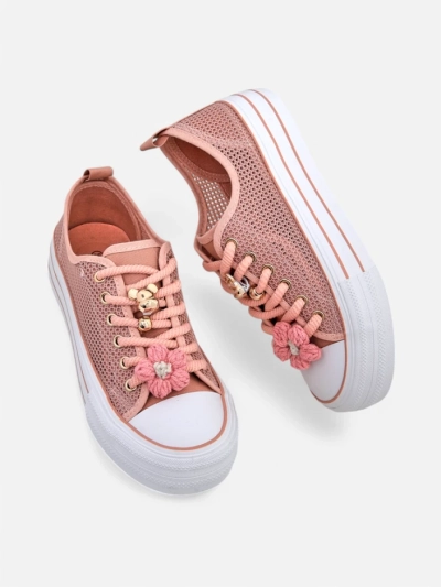 Royalfashion Damen perforierte Sneaker mit Verzierungen Osdo