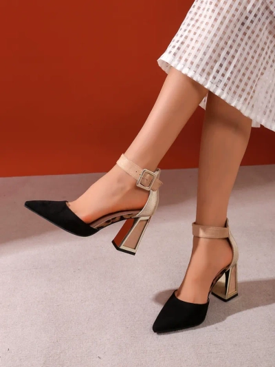 Royalfashion Klassische Frauen-Stilettos Wernone