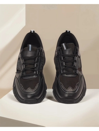 Damen-Sneakers Arete Nero mit flacher Sohle aus ökologischem Leder