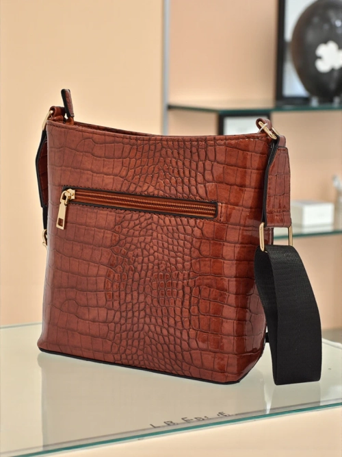 Лакована маленька жіноча сумочка з екошкіри Arlisse