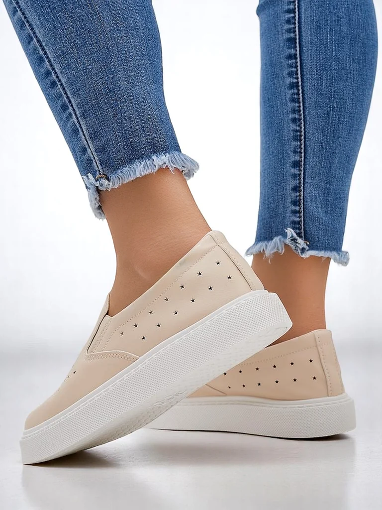 Royalfashion Damen perforierte Sports Schnürschuhe Vaned