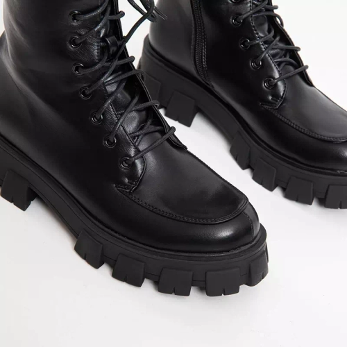 OUTLET Чорні жіночі сумки на плоскому каблуці Sinila - Взуття