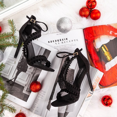 Schwarze Sandalen mit hohen Absätzen und Rüschen Finn - Footwear