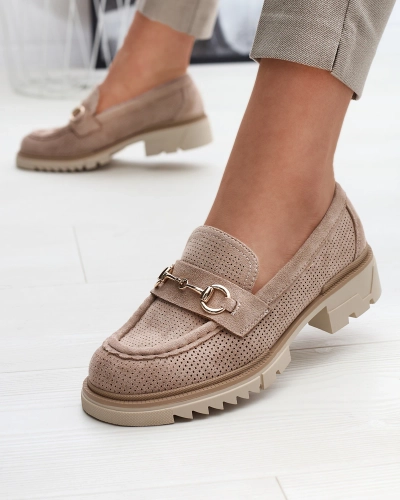 Royalfashion Hellbraune durchbrochene Damen Mokassins mit Kette Imerila