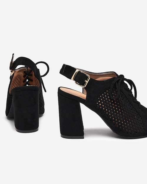 Жіночі ажурні босоніжки на поштині чорного кольору Sasqan- Взуття