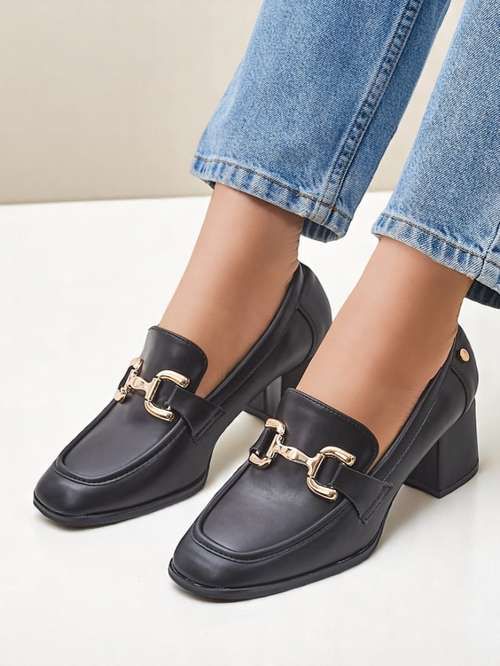 Royalfashion Жіночі лофери на низьких підборах Kamelia