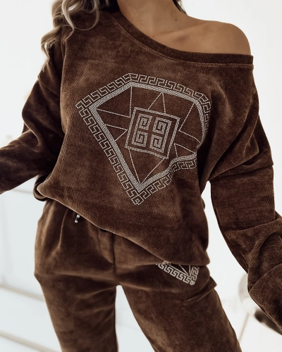 Royalfashion Dunkelbraunes Damen-Sweatshirt-Set mit Zirkonia-Patch