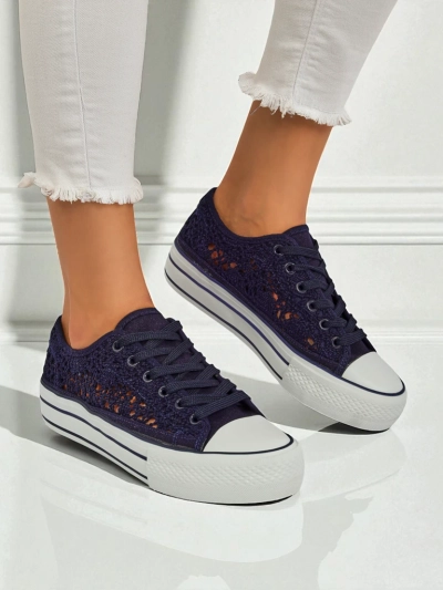 Damen-Sneaker Aureliana Marineblau aus Ajourstoff mit flacher Sohle