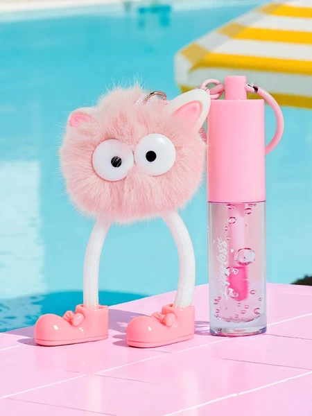 Lipgloss für Kinder mit einem flauschigen Monster Hellrosa