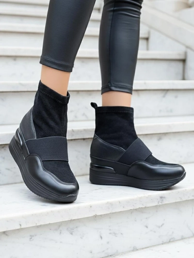 Schwarzer Damen-Slipper mit Prägung Keleda - Footwear