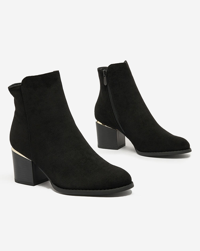 Royalfashion Schwarze Damenstiefel mit niedrigem Stiletto Traestra