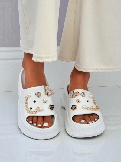 Royalfashion Damen-Gummisandalen mit Verzierungen Slash Glam