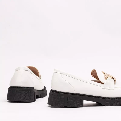 OUTLET Weiße Damenschuhe mit Kette Semla - Schuhe