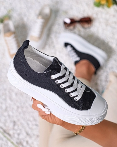 Royalfashion Schwarze sportliche Sneakers auf Plateau Luceri