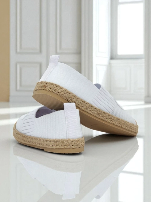 Еспадрильї жіночі Calista Biancha – білі плоскі з еко замші, італійський стиль