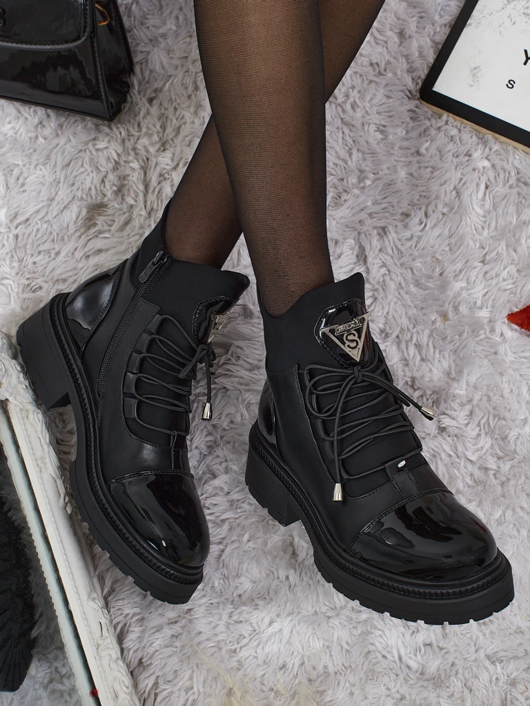 Geschnürte Damenstiefeletten Elisse aus Öko-Leder