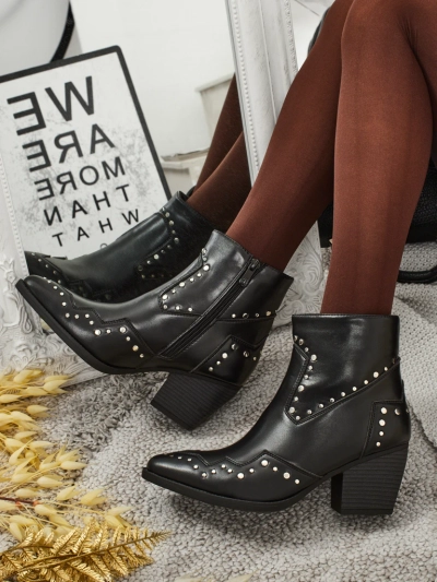 Cowboystiefel mit Absatz und Nieten Glaciere