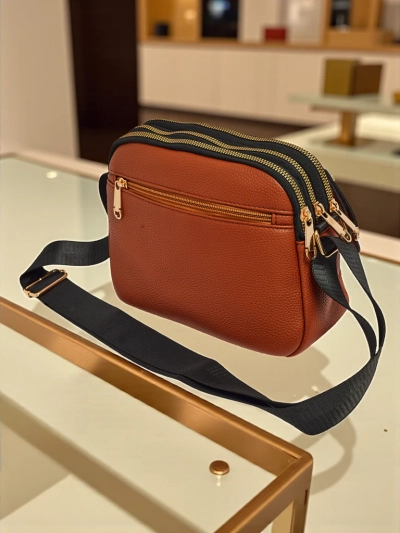 Kleine Damenhandtasche aus Öko-Leder Ebony Glow