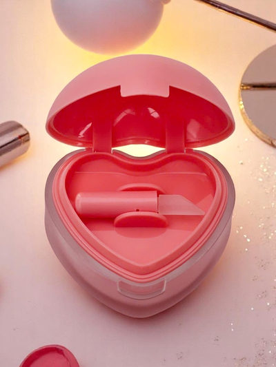 2-in-1 Lippenstift und Rouge in einem herzförmigen Döschen Pfirsichrose