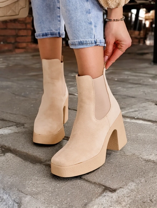 Жіночі чоботи на високому каблуці Royalfashion Bezollo