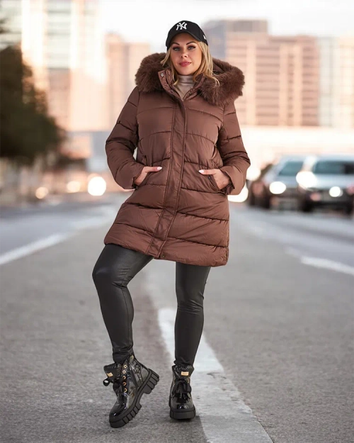 Жіноча стьобана зимова куртка Royalfashion