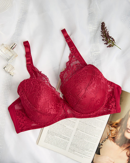 Жіночий бюстгальтер Royalfashion, декорований мереживом