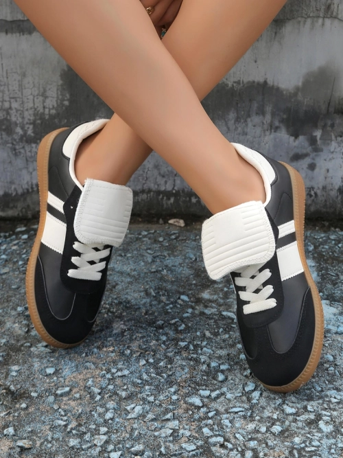 Royalfashion Жіночі спортивні кросівки Ensire