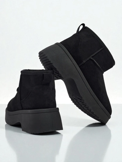 Kurze Damenstiefel a'la Schneestiefel Liorah