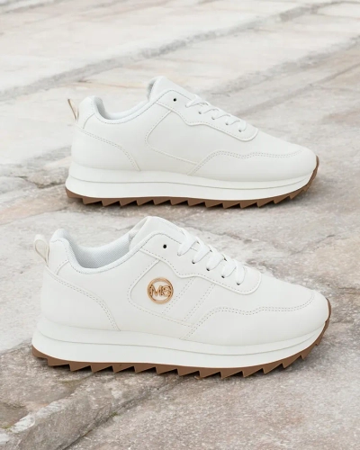 Жіночі кросівки Royalfashion Borumo