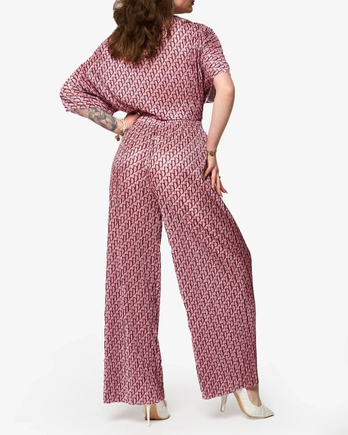 Темно-рожевий жіночий плісирований комплект з візерунком - Одяг