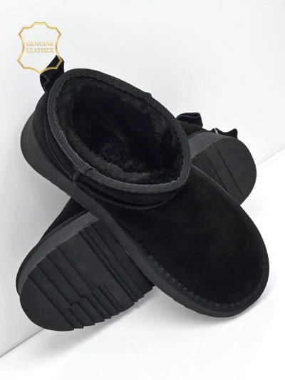 Kurze Damenstiefel im Schneestiefel-Stil aus Naturleder Elunara