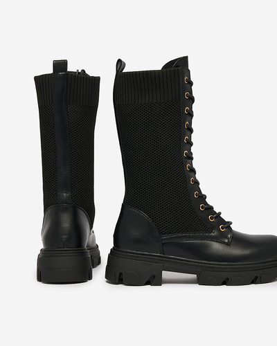 Royalfashion Durchbrochene schwarze Damenstiefel mit flachem Absatz Kaliffo