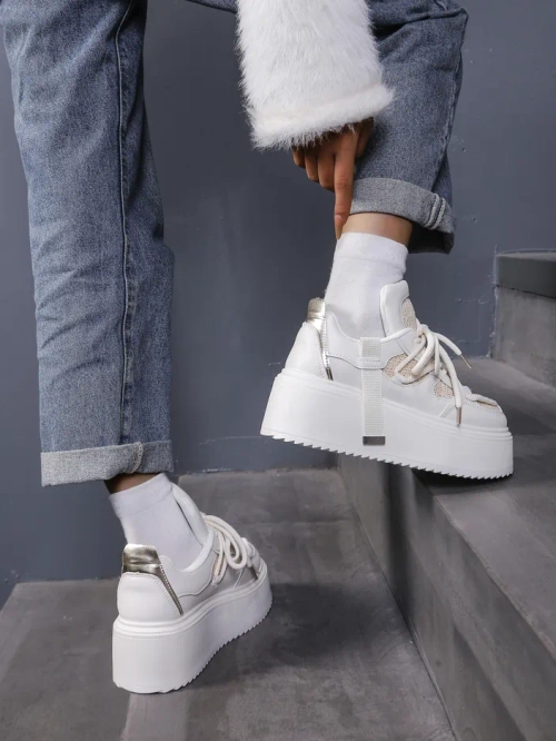 Royalfashion Жіночі спортивні кросівки на платформі Aeroll