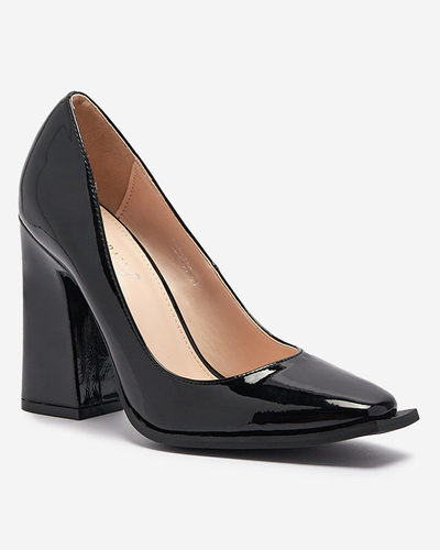 Schwarz lackierte Pumps mit quadratischer Spitze Oriva - Footwear