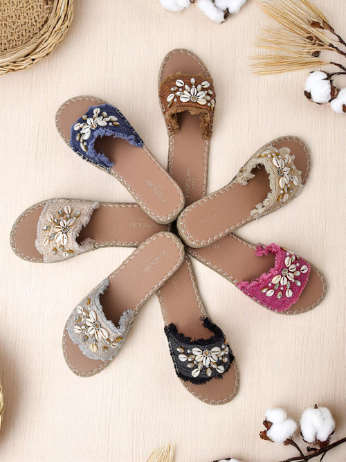 Жіночі сандалі Royalfashion Helena Decor чорні еспадрильї з мушлями