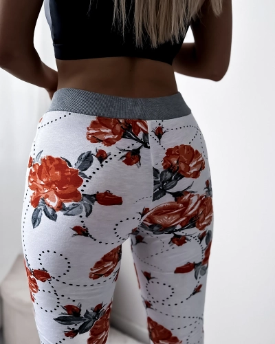 Weiße 3/4-Shorts für Damen mit roten Blumen GROSSE GRÖSSE - Kleidung