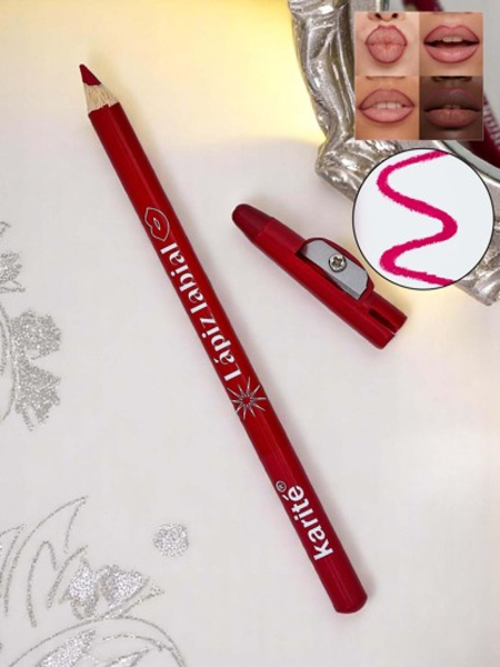 Lippenkonturenstift mit Spitzer in der Farbe Weinrot