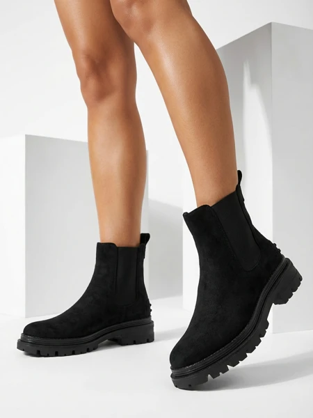 Royalfashion Schwarze isolierte Damenstiefel Comfy Walk