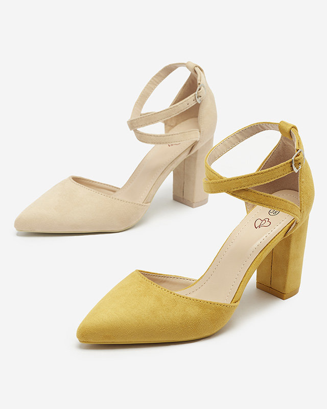 OUTLET Senffarbene Damen-Pumps auf einem Pfosten Amagy- Footwear