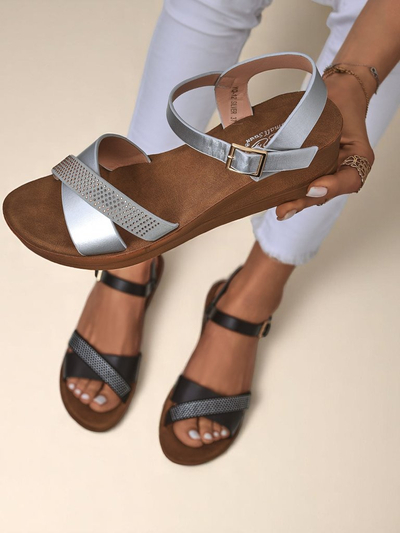 Royalfashion Damensandaletten mit Keilabsatz und Strasssteinen Allona