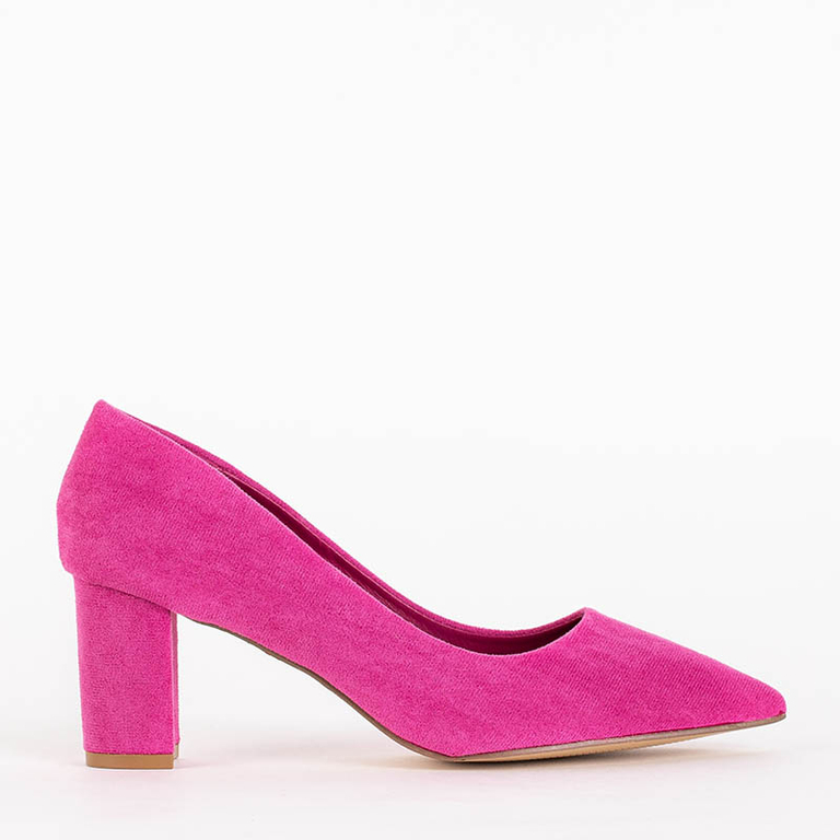 Fuchsia Pumps auf der Post Valrica - Footwear
