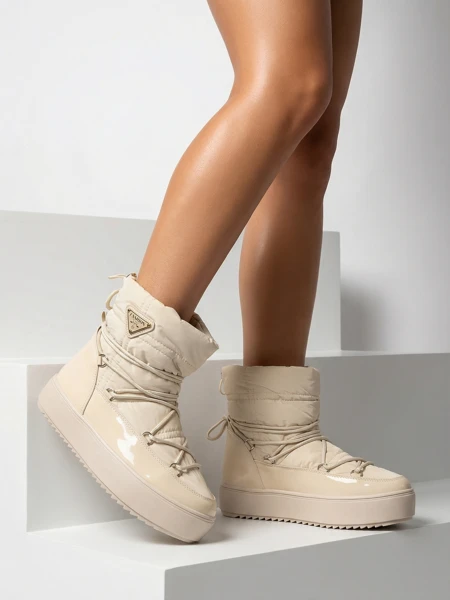 Royalfashion Damen-Schlupfstiefel a'la Schneestiefel in Beige Vevnose