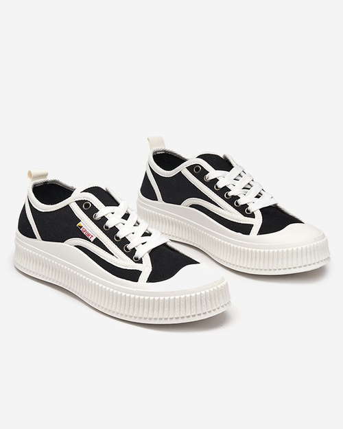 Чорні жіночі кросівки Scola-Shoes