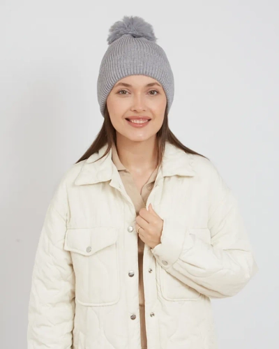 Royalfashion Damen gesteppte Mütze mit Bommel