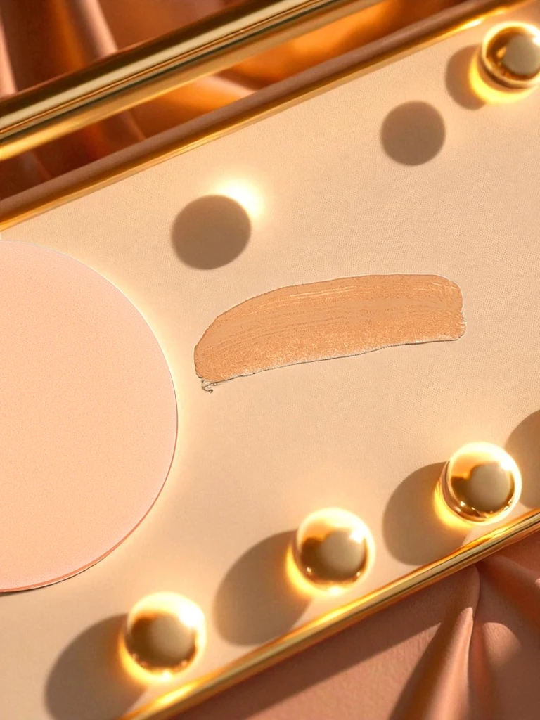 LUXELUX Perseida Butterfly Cushion BB Cream 30g – Die ideale cremige Foundation