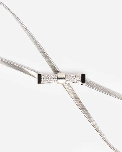Elastischer Damengürtel in Silber mit Schleifenhaken - Accessoires